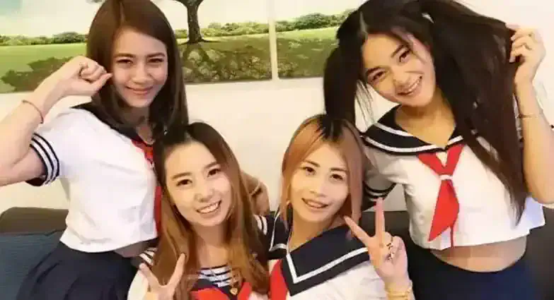 7 Heaven Bangkok Blowjob Bar
                       