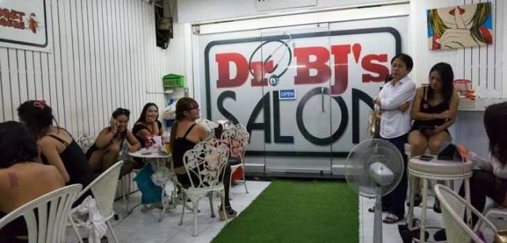 Dr BJ - Wood Bar - Blowjob Bars in Bangkok