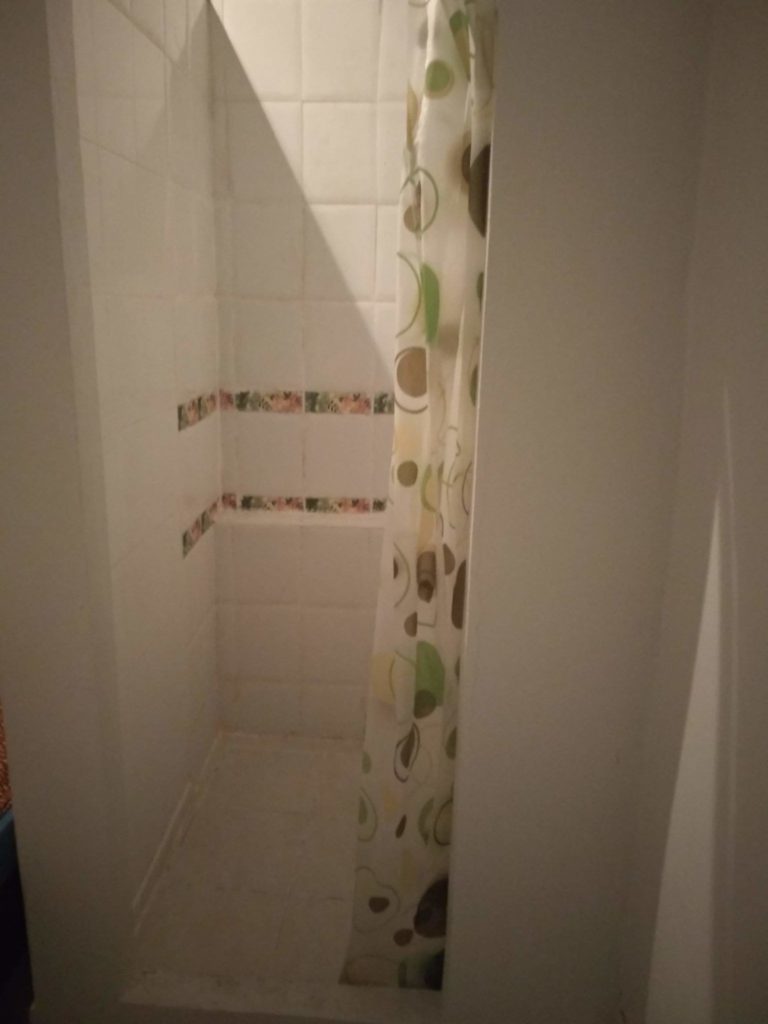 Cherry Massage Shower Cubicle