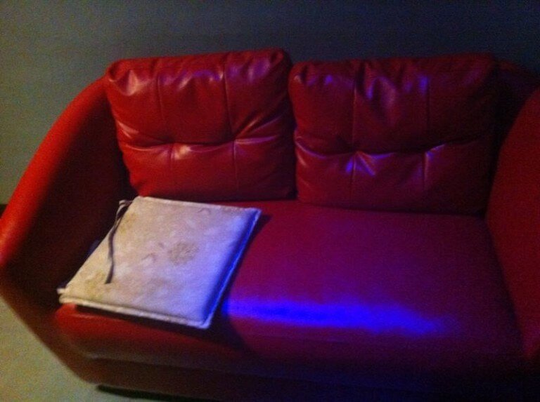 Kasalong Blowjob Bar - Sofa