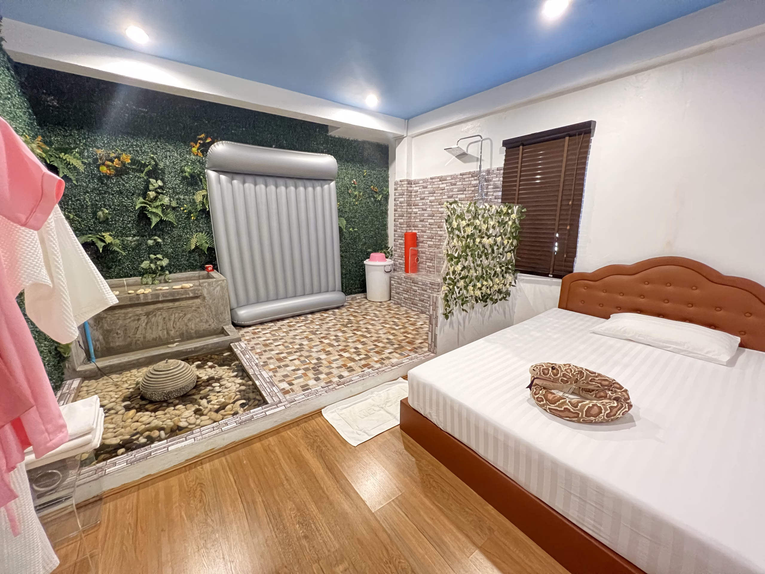 Jungle Room - Kokoro Massage Bangkok