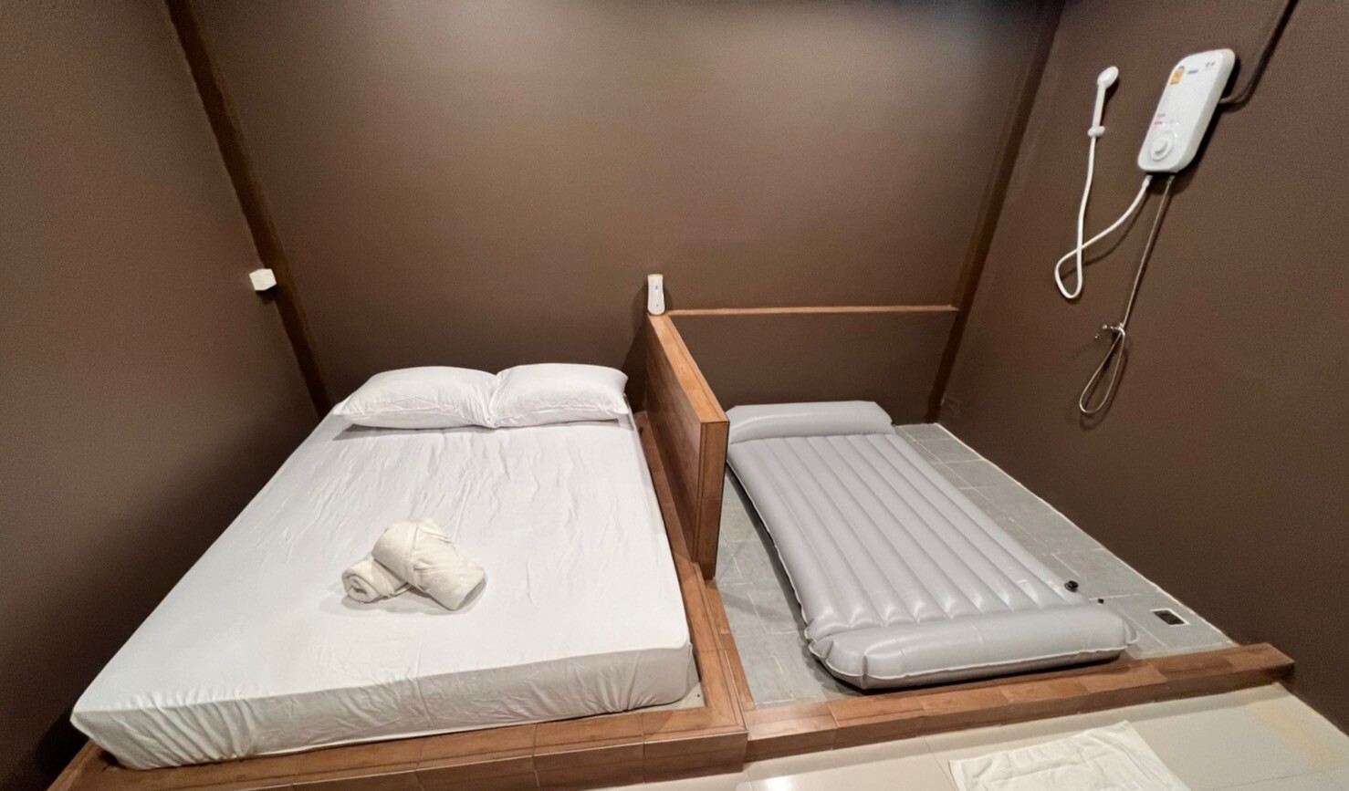 Rooms @ Aries Massage Bangkok